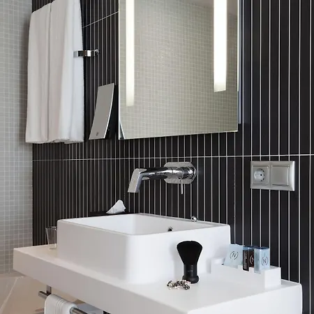 מלון Novotel Centro מאלגה