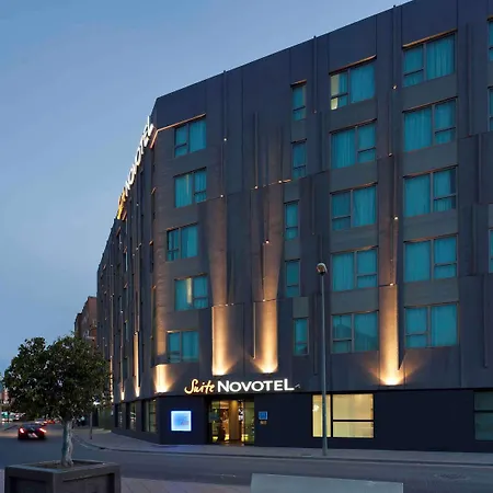 מלון Novotel Centro מאלגה