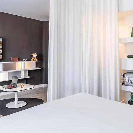 Hotell Novotel Centro 4*